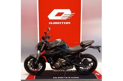 QJ MOTOR SRK 700