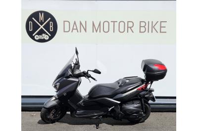 YAMAHA X-MAX 400