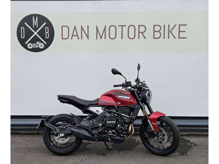 MOTO MORINI SEIEMMEZZO STR 650