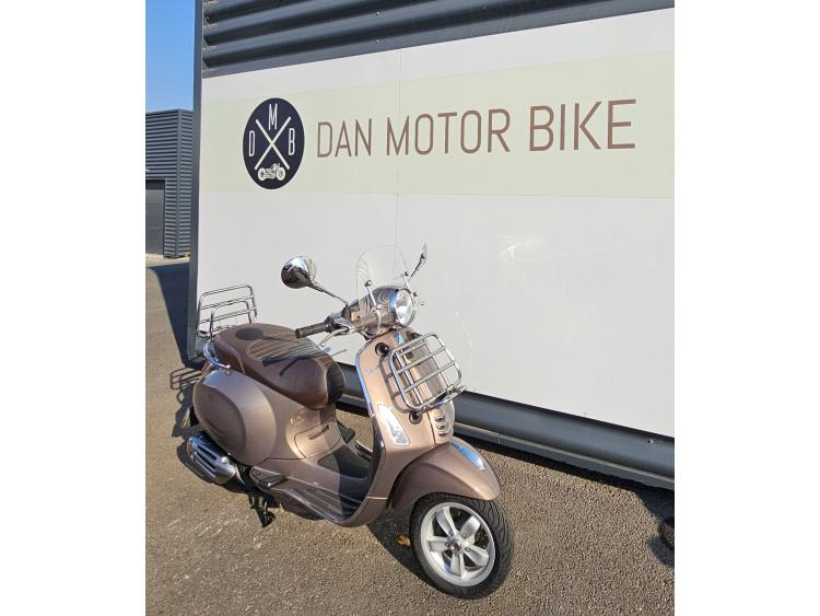 VESPA  125  Primavera conduisible permis auto