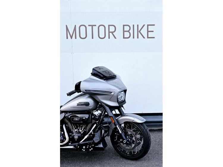  STREET GLIDE 1977 CVO 