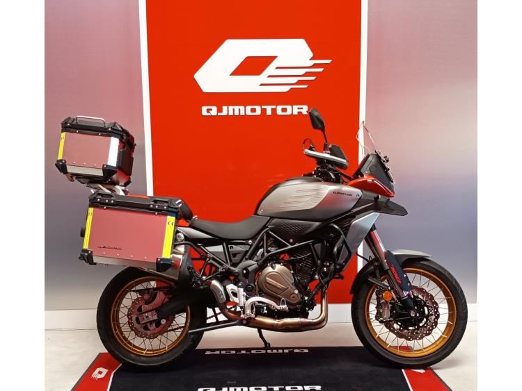 QJ MOTOR SRT 700 X TOURING