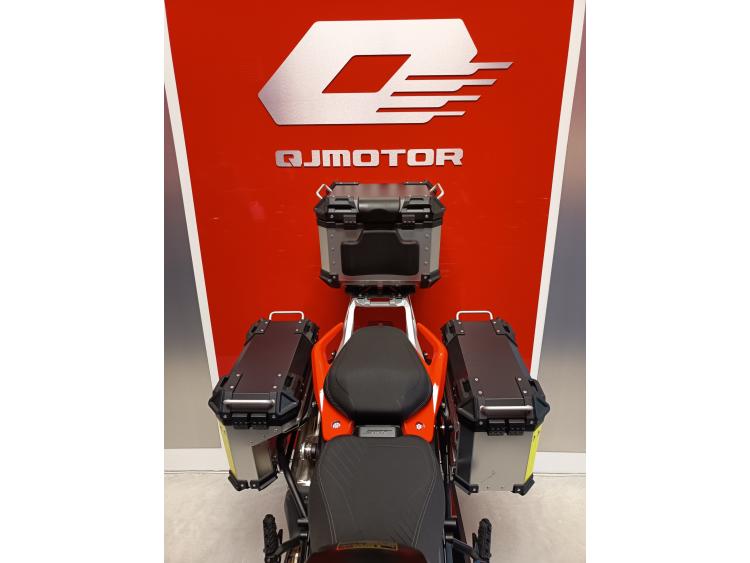 QJ MOTOR SRT 700 X TOURING