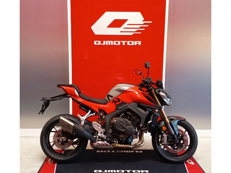 QJ MOTOR SRK800 R