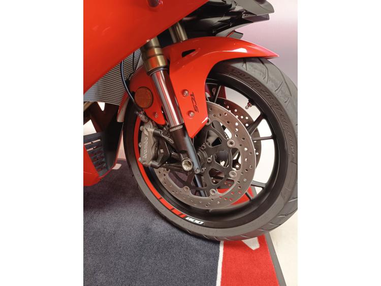 QJ MOTOR SRK 800 RR