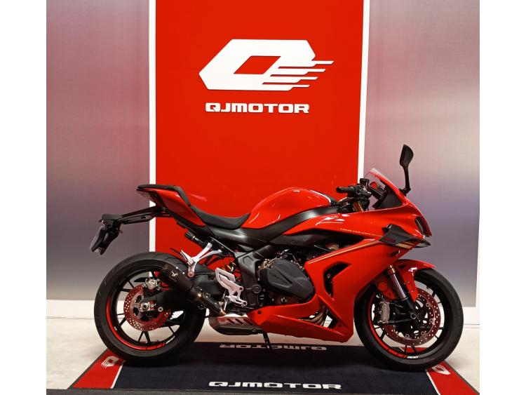 QJ MOTOR SRK 800 RR