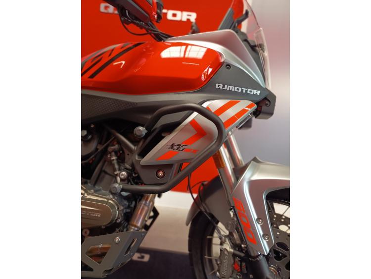 QJ MOTOR SRT 600 SX