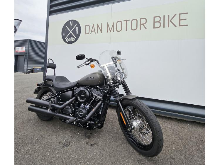 STREET BOB 1745