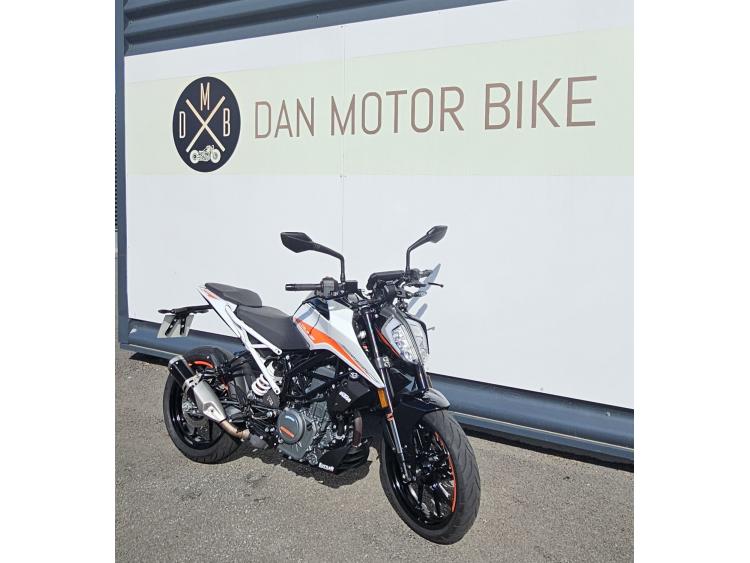 125 DUKE
