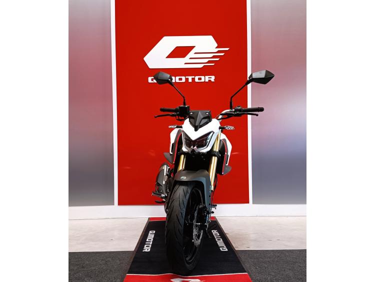 QJ MOTOR SRK 125 S