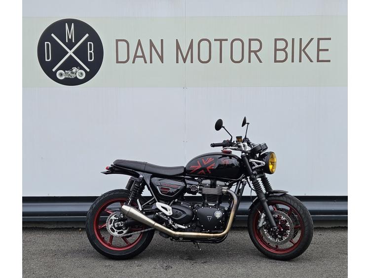 TRIUMPH SPEED TWIN 1200