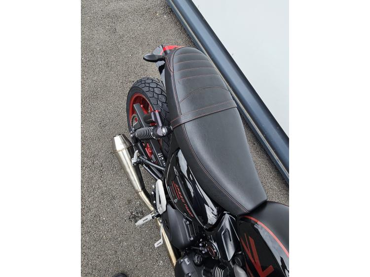 TRIUMPH SPEED TWIN 1200