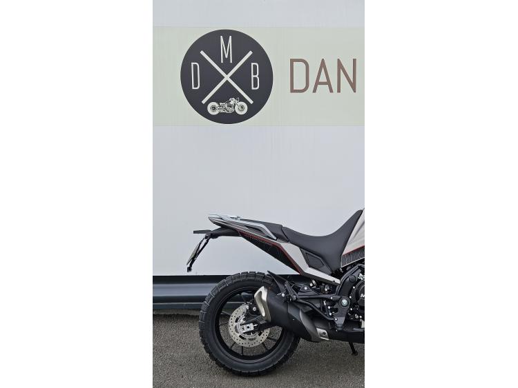  X-cape 649